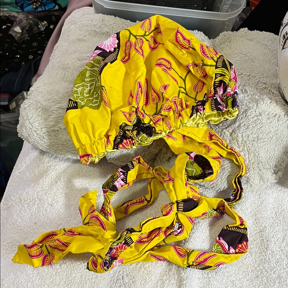 Vibrant Yellow Patterned Headwrap - Picture 10 of 10